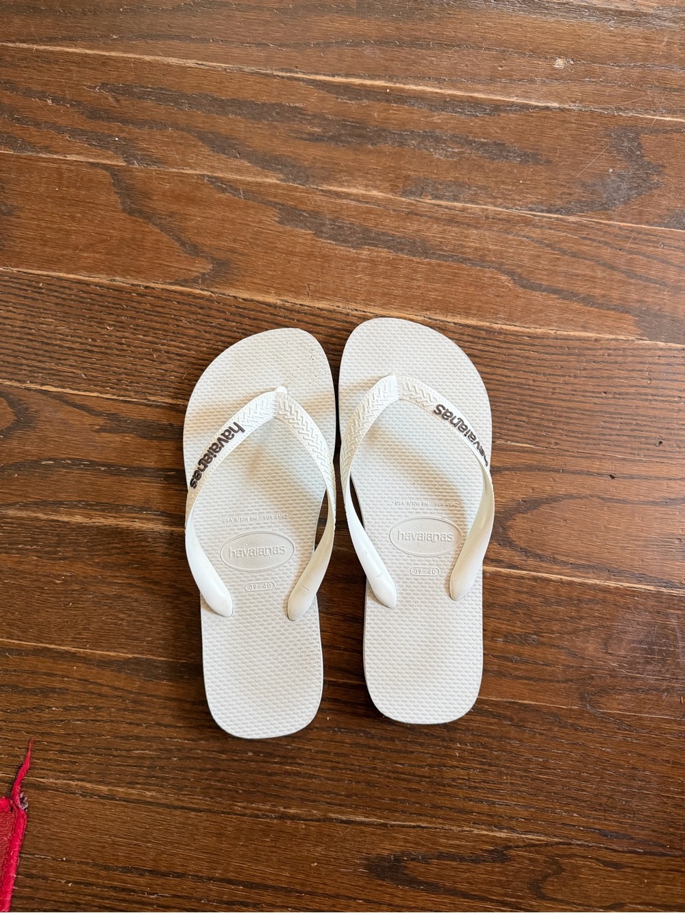 Havaianas White Classic Flip Flops